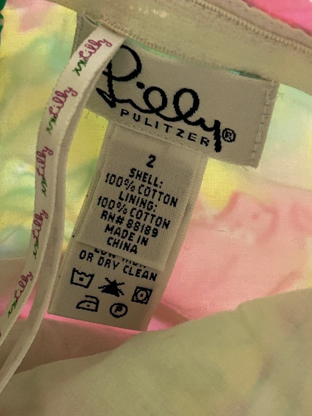LILLY PULITZER PINK GREEN FLAMINGO STRAPLESS TOP SIZE 2 - Picture 5 of 9